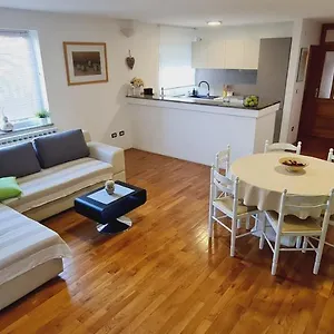  Apartment Lory Kroatien
